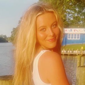 Meet your Posher, Kearsten blythe